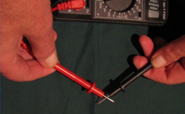 Figure 29 - Testing the ohm meter