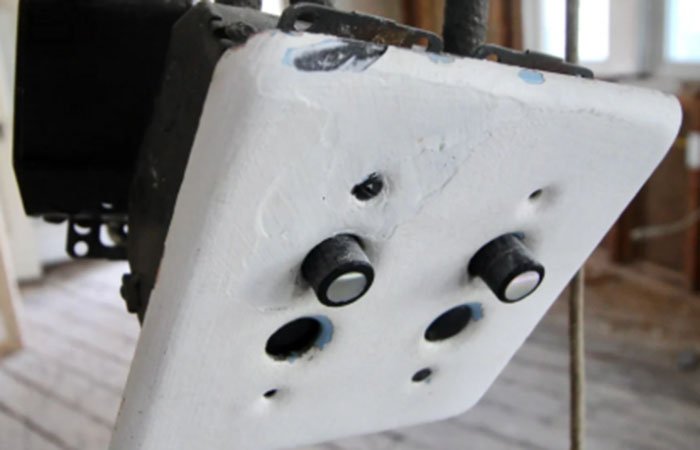 旧式按钮开关的安全隐患