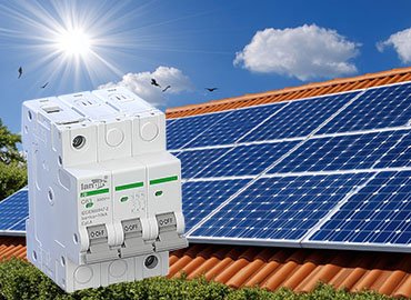 A Complete Guide to Solar Circuit Breaker